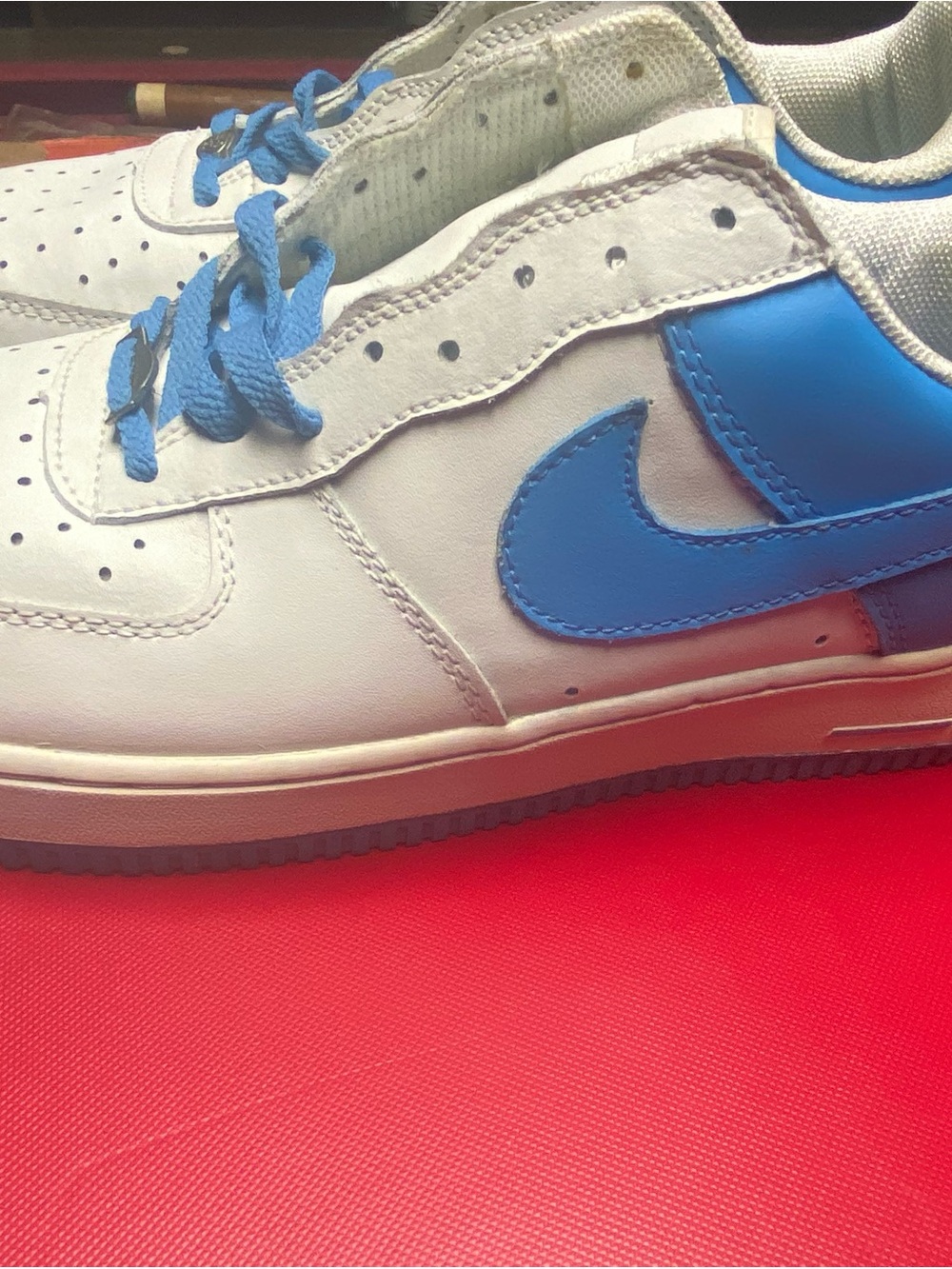 Nike White and Blue Low-Top Sneakers